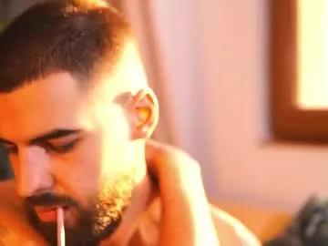 Freechat hairyrobxxx on Chaturbate