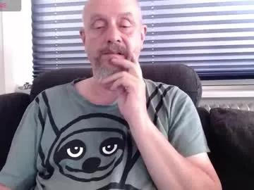 Freechat hardmrlazy on Chaturbate