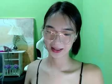 Freechat innocent_reign69 on Chaturbate