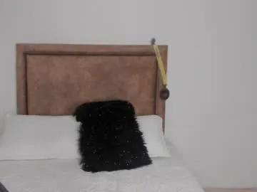 irisfit — hit punching bag for 1 minutes [199 tokens left] My muscles are waiting for you to give you a good handjob   #sph #bigclit #femdom #fitness #muscle