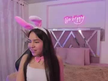isabela_tay — GOAL: finger pussy [68 tokens remaining] Welcome to my room! #18 #young #smalltits #shy #feet