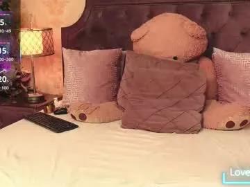 Freechat janedevines on Chaturbate