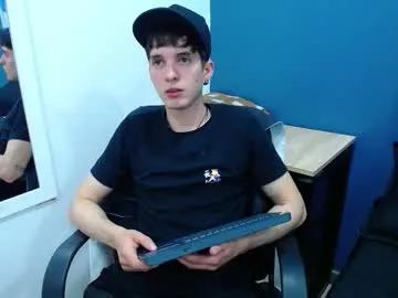 Freechat jheampiero on Chaturbate