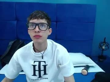 Freechat jheampiero on Chaturbate