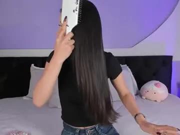 Freechat julieta_cortes__ on Chaturbate