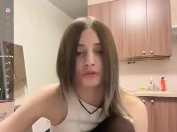 Freechat karensimilton on Chaturbate