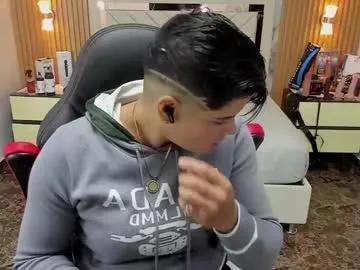 Freechat karolandluna on Chaturbate