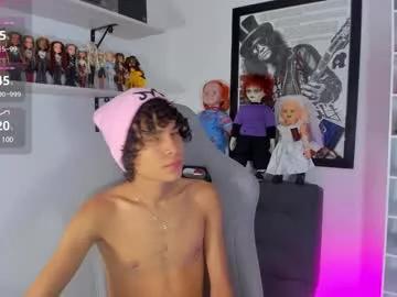 Freechat keindren on Chaturbate