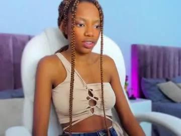Freechat kiarasimons_ on Chaturbate