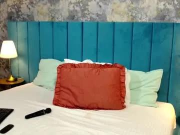 Freechat lisacroft on Chaturbate