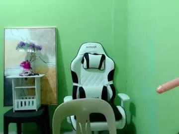 Freechat lovee_gelly on Chaturbate