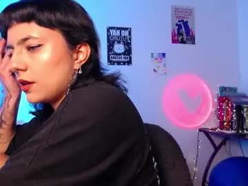 Freechat loving_alma on Chaturbate