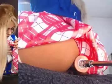 Freechat luciana_hunters on Chaturbate