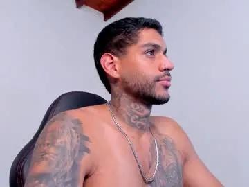 Freechat luigi1_ on Chaturbate