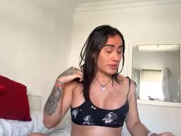 Freechat luisamonsterdick on Chaturbate