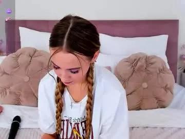 lullyfox — strip & tease.. maybe nude, sweet blonde, playful, pussy play Goal: pussy play naked [999 tokens remaining] #heels #lovense #flexible #dance #tease