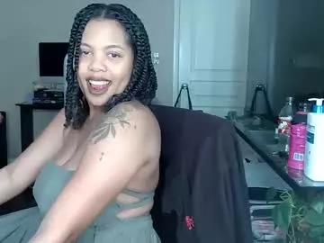 Freechat lusciouskoko on Chaturbate