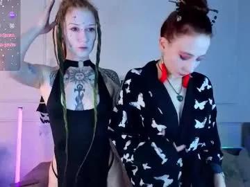 Freechat maydacroswell on Chaturbate