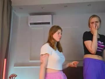 Freechat maydacroswell on Chaturbate