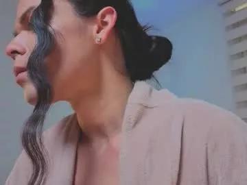 Away miavero on Chaturbate