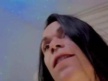 Away miavero on Chaturbate