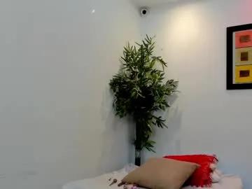 Freechat michel_lopez18 on Chaturbate