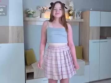 Freechat milkyshowproject on Chaturbate