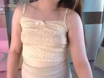 Freechat milkyshowproject on Chaturbate