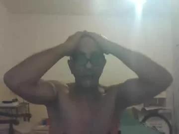 Freechat moment71200 on Chaturbate