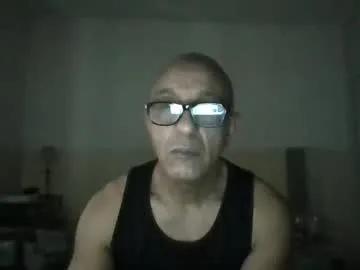 Freechat moment71200 on Chaturbate