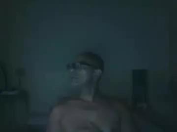 Freechat moment71200 on Chaturbate