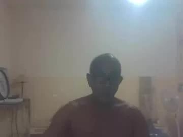 Freechat moment71200 on Chaturbate