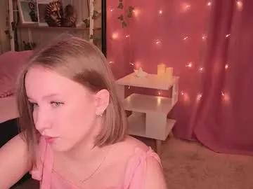ms_evasweet — I #new looking forward to playing with you! I'm a #teen, I'm #18 years old, and I love wearing #tights. My goal - make the top wet [14 tokens remaining]