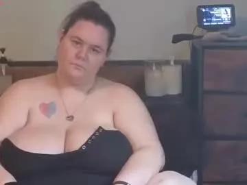 Freechat mzjuicybootay2169 on Chaturbate