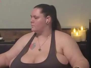 Freechat mzjuicybootay2169 on Chaturbate