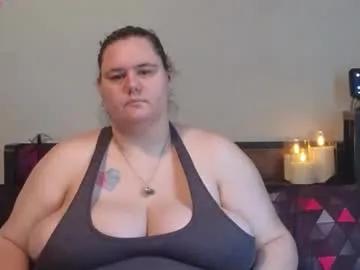 Freechat mzjuicybootay2169 on Chaturbate