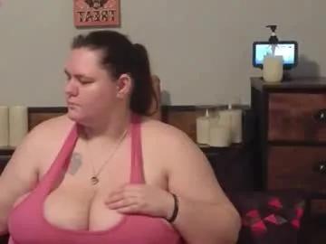 Freechat mzjuicybootay2169 on Chaturbate