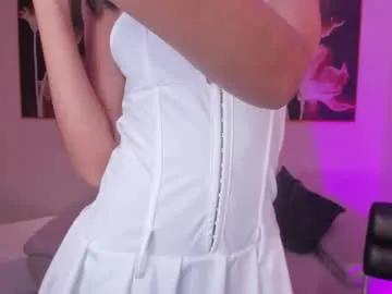 niasalvatore — GOAL: Sexy Dance [60 tokens remaining] Feeling you inside me would be a pleasure #feet #latina #18 #lovense #Natural