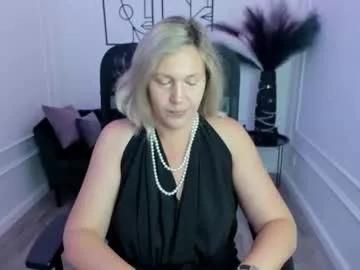 Freechat ninastarle on Chaturbate