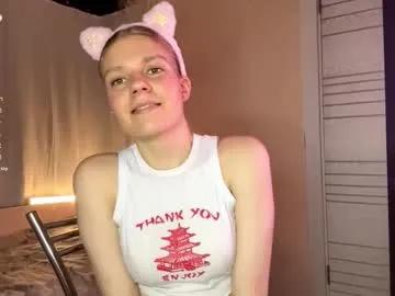 Freechat peggymeggy on Chaturbate