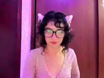 Freechat petitee_lunna on Chaturbate