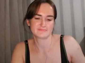 Freechat pineapple__mood on Chaturbate