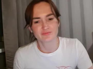 Freechat pineapple__mood on Chaturbate