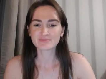 Freechat pineapple__mood on Chaturbate