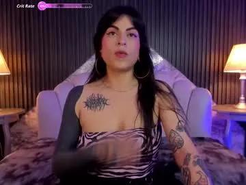 Freechat prettybullet on Chaturbate