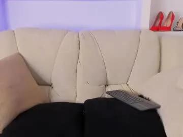 Away radiant_naomi on Chaturbate