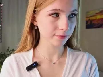 Freechat rashidagiczewski on Chaturbate