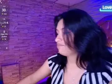 Freechat roxanne_han on Chaturbate