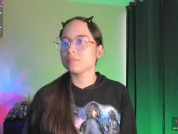 Freechat shantalcerezo on Chaturbate