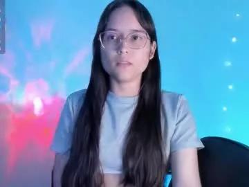 Freechat shantalcerezo on Chaturbate